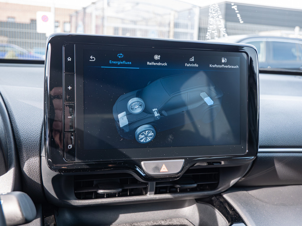 Fahrzeugansicht TOYOTA Yaris Cross Hybrid Team D - Bild 16