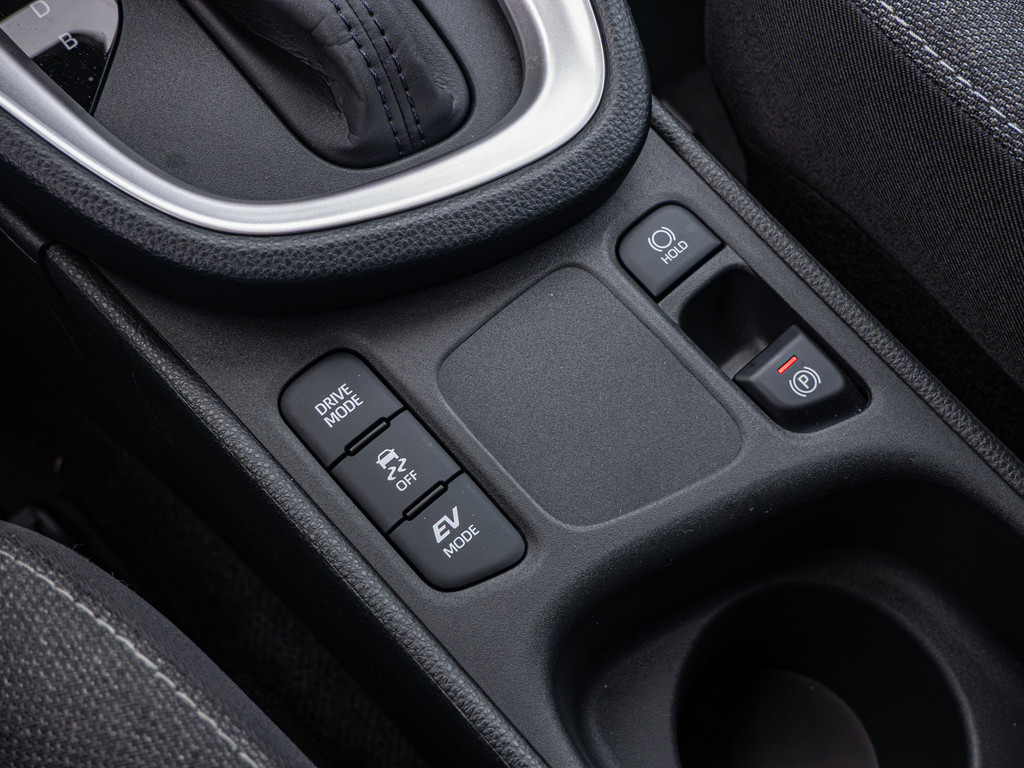 Fahrzeugansicht TOYOTA Yaris Cross Hybrid Team D - Bild 24