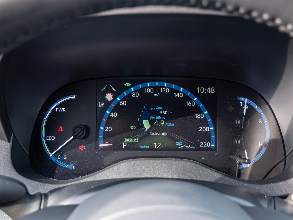 Fahrzeugansicht TOYOTA Yaris Cross Hybrid Team D - Bild 27