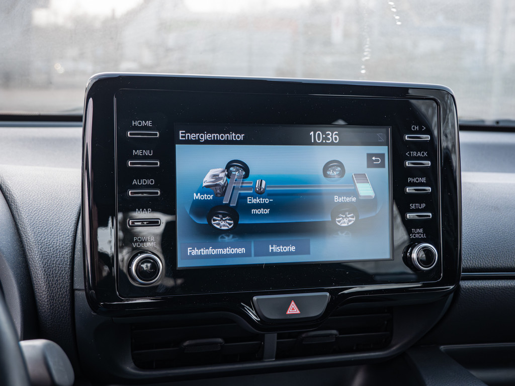 Fahrzeugansicht TOYOTA Yaris Hybrid 1.5 VVT-i Tokyo Spirit - Bild 14