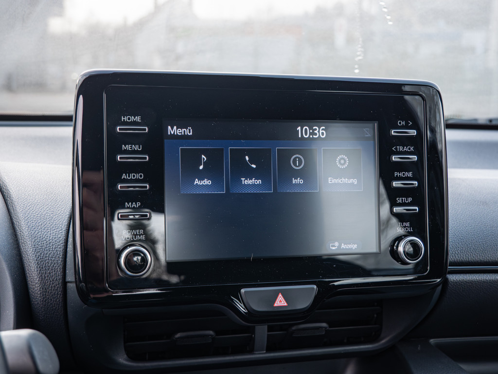 Fahrzeugansicht TOYOTA Yaris Hybrid 1.5 VVT-i Tokyo Spirit - Bild 15