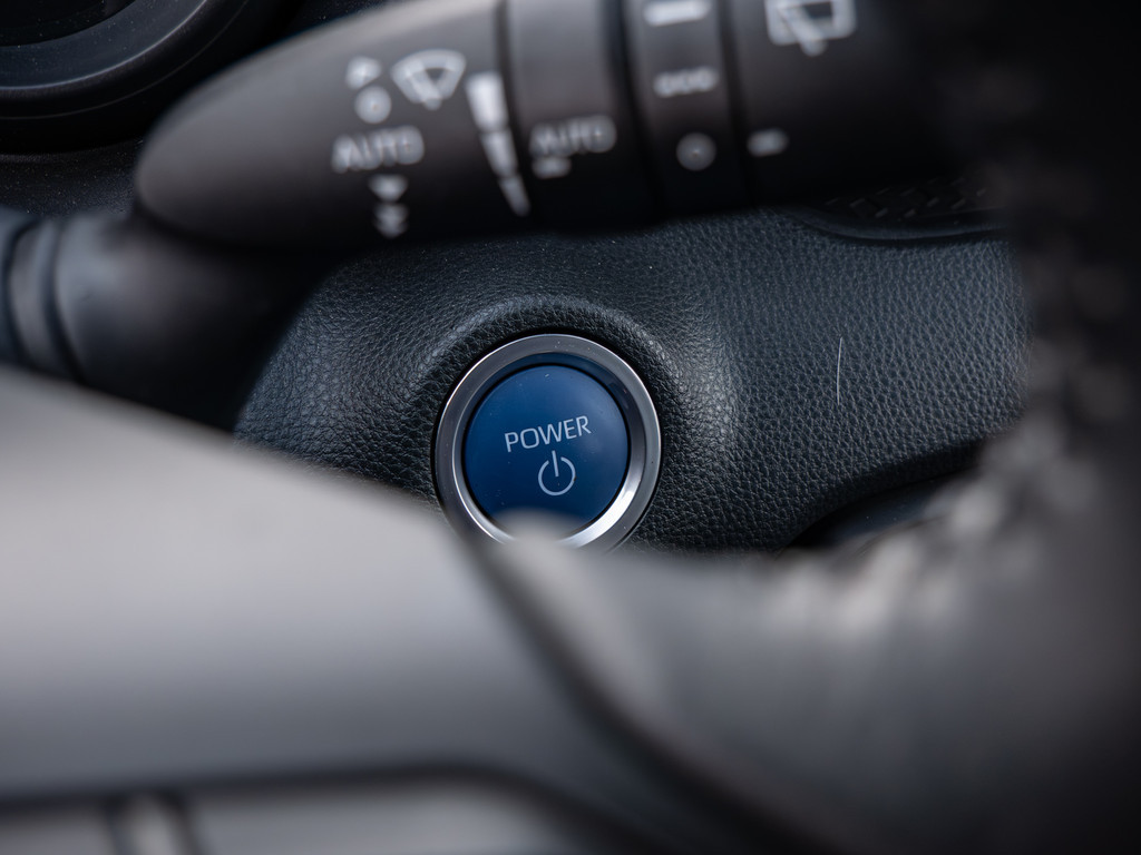 Fahrzeugansicht TOYOTA Yaris Hybrid 1.5 VVT-i Tokyo Spirit - Bild 26