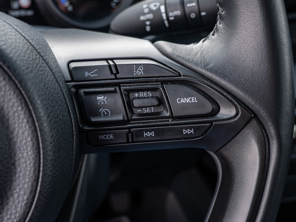 Fahrzeugansicht TOYOTA Yaris Hybrid 1.5 VVT-i Tokyo Spirit - Bild 29