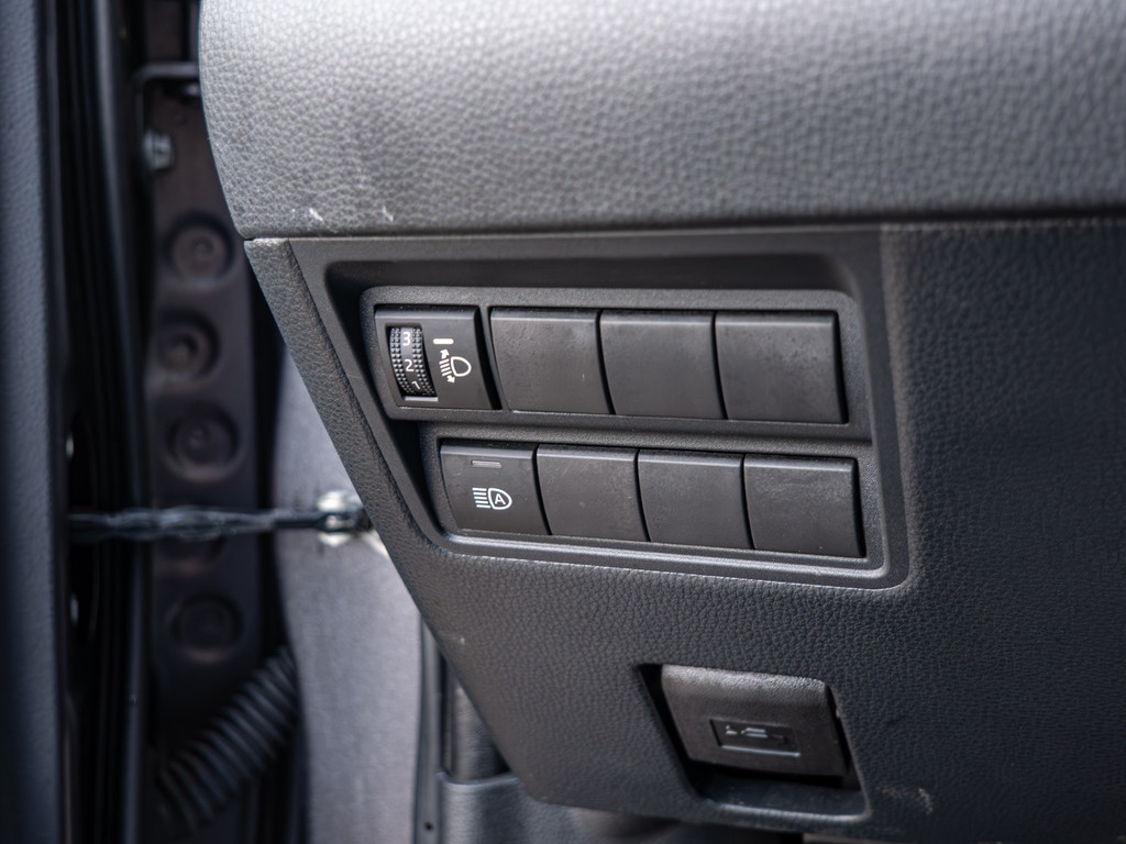 Fahrzeugansicht TOYOTA Yaris Hybrid 1.5 VVT-i Tokyo Spirit - Bild 31