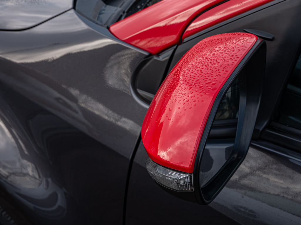 Fahrzeugansicht TOYOTA Yaris Hybrid 1.5 VVT-i Tokyo Spirit - Bild 44