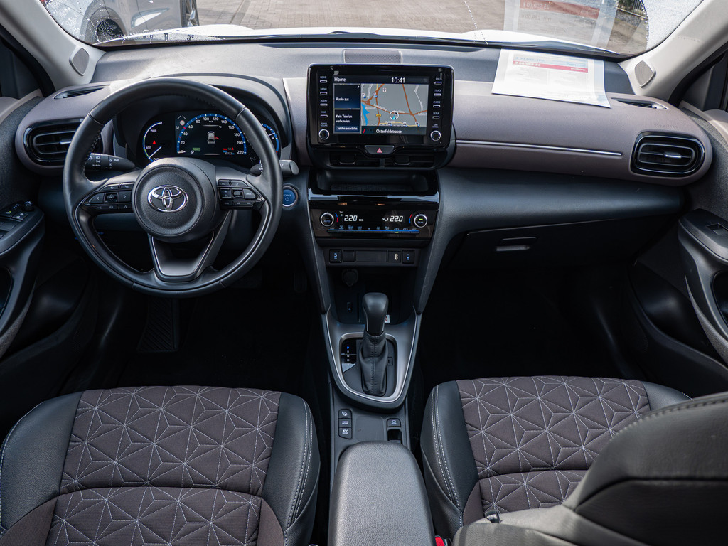 Fahrzeugansicht TOYOTA Yaris Cross 1.5 Hybrid FWD Elegant - Bild 3