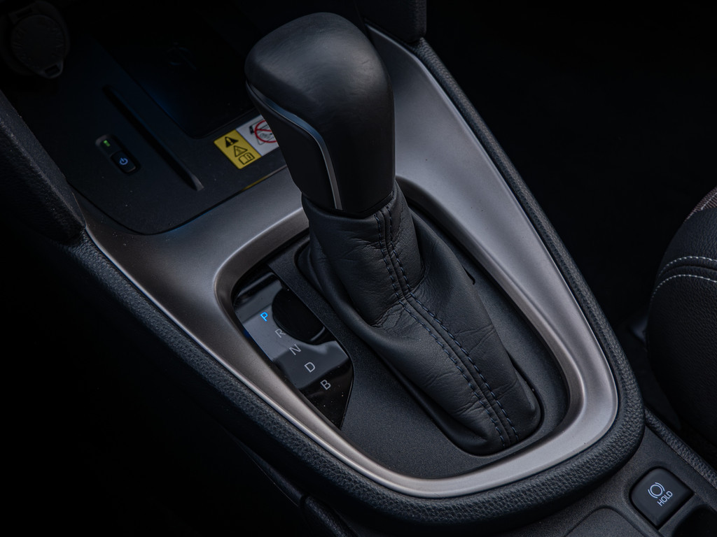 Fahrzeugansicht TOYOTA Yaris Cross 1.5 Hybrid FWD Elegant - Bild 21