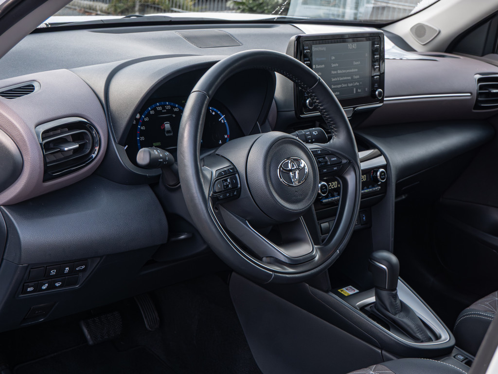 Fahrzeugansicht TOYOTA Yaris Cross 1.5 Hybrid FWD Elegant - Bild 33