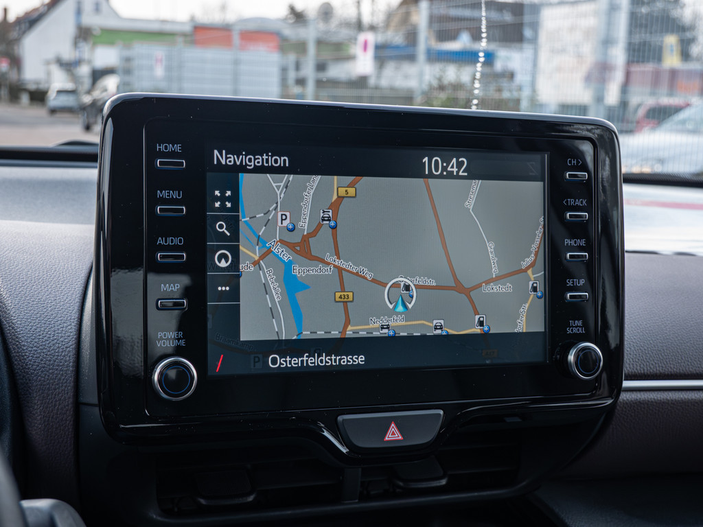 Fahrzeugansicht TOYOTA Yaris Cross 1.5 Hybrid FWD Elegant - Bild 15