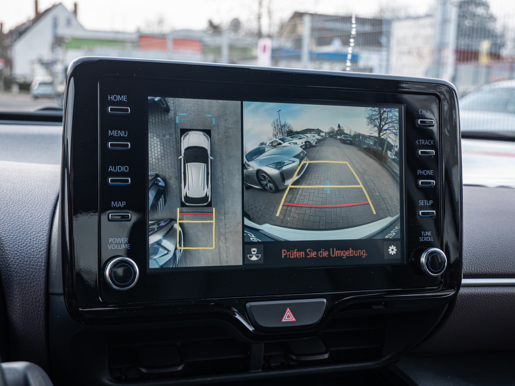 Fahrzeugansicht TOYOTA Yaris Cross 1.5 Hybrid FWD Elegant - Bild 16