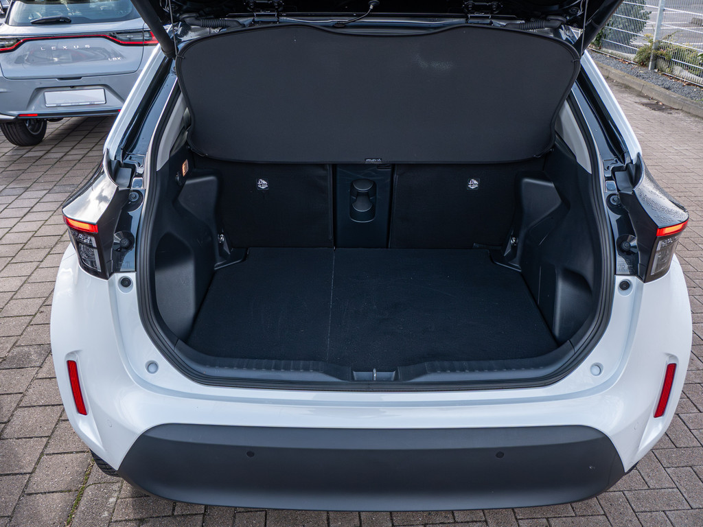 Fahrzeugansicht TOYOTA Yaris Cross 1.5 Hybrid FWD Elegant - Bild 7