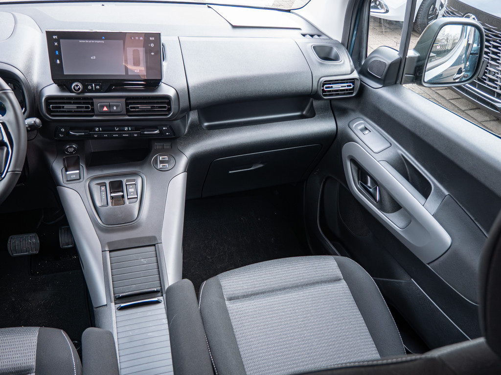 Fahrzeugansicht TOYOTA Proace City Verso L1 Electric Teamplayer - Bild 6