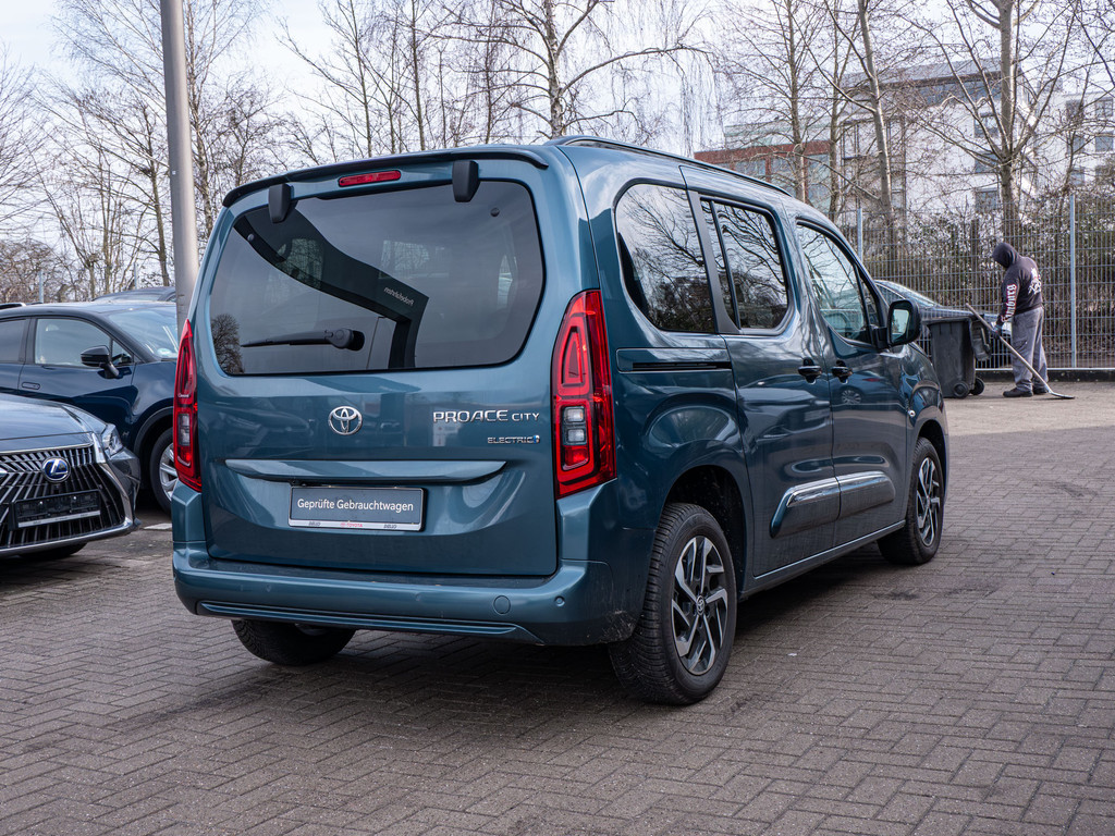 Fahrzeugansicht TOYOTA Proace City Verso L1 Electric Teamplayer - Bild 34