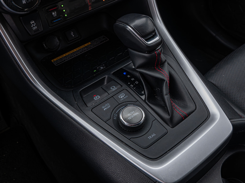 Fahrzeugansicht TOYOTA RAV4 2.5 Plug-in Hybrid 4x4 - Bild 24