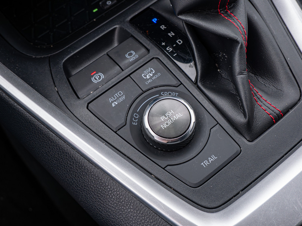 Fahrzeugansicht TOYOTA RAV4 2.5 Plug-in Hybrid 4x4 - Bild 25