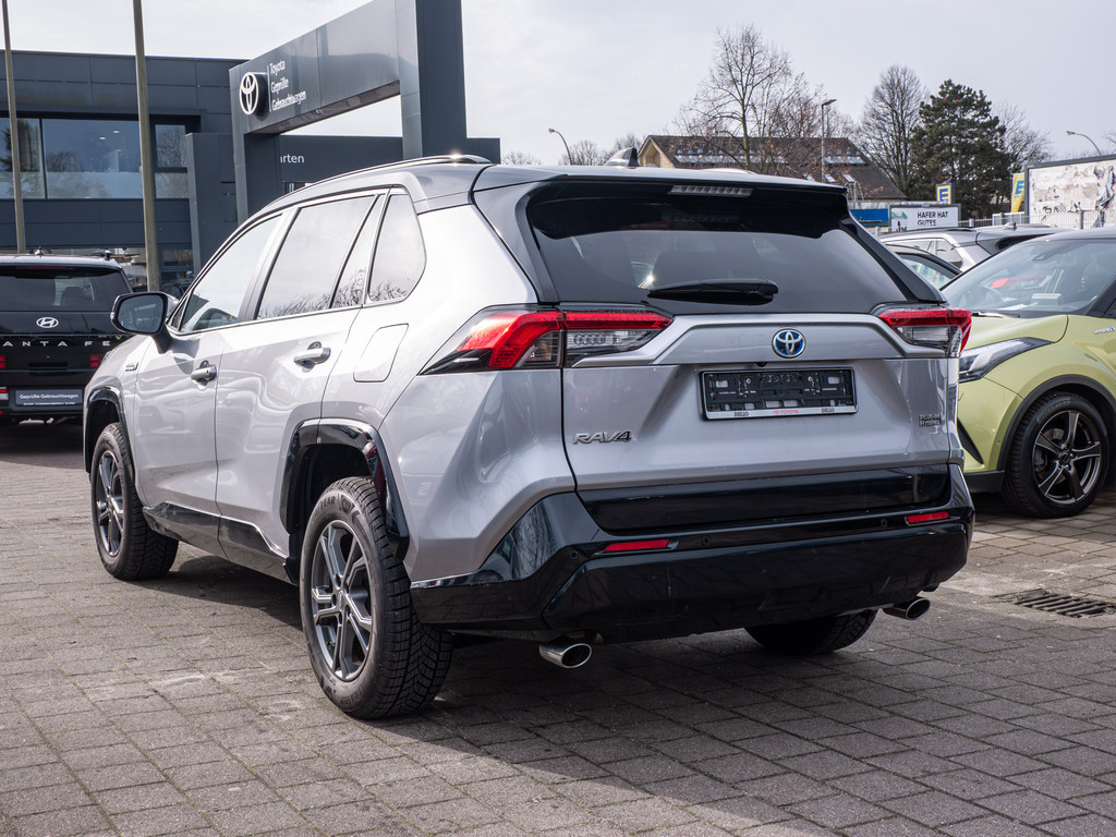 Fahrzeugansicht TOYOTA RAV4 2.5 Plug-in Hybrid 4x4 - Bild 48