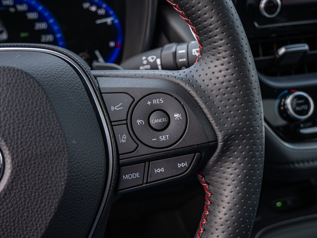 Fahrzeugansicht TOYOTA Corolla Hybrid GR Sport - Bild 32