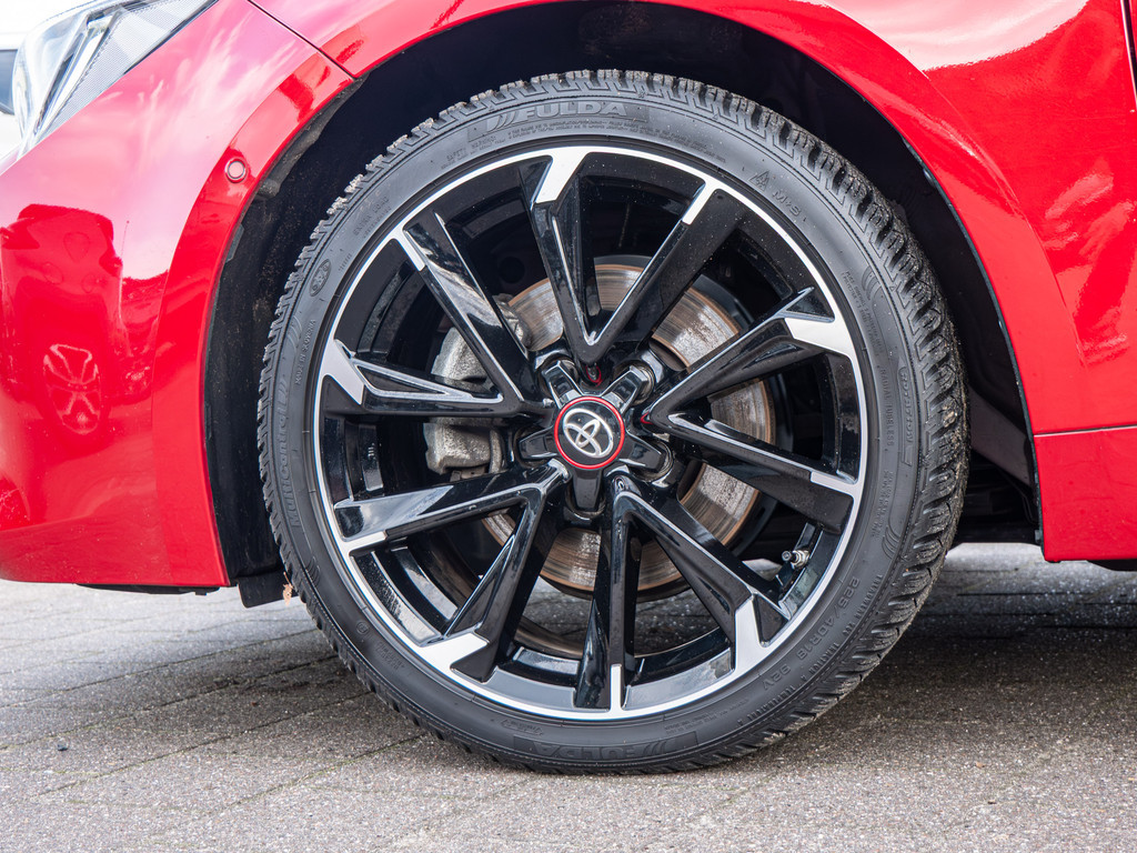 Fahrzeugansicht TOYOTA Corolla Hybrid GR Sport - Bild 2