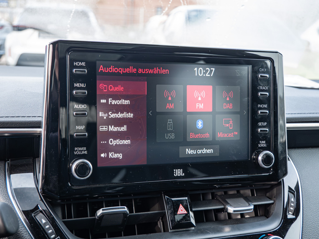 Fahrzeugansicht TOYOTA Corolla Hybrid GR Sport - Bild 18