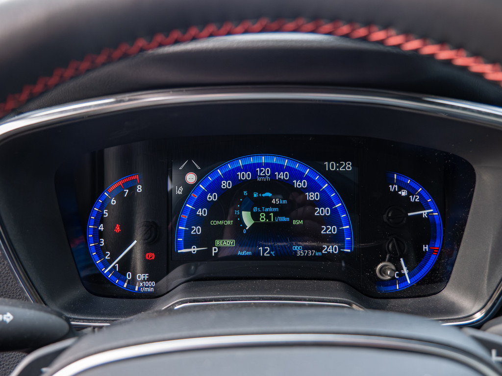 Fahrzeugansicht TOYOTA Corolla Hybrid GR Sport - Bild 29