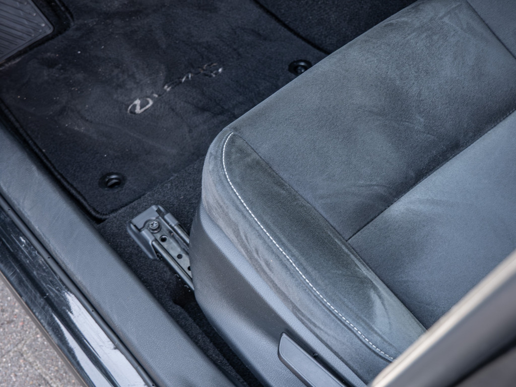 Fahrzeugansicht LEXUS UX 250h Style+ Ed. - Bild 28