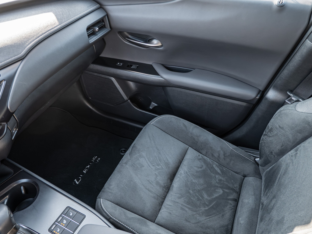 Fahrzeugansicht LEXUS UX 250h Style+ Ed. - Bild 15