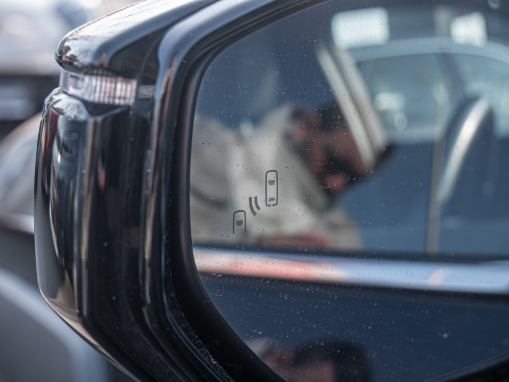 Fahrzeugansicht LEXUS UX 250h Style+ Ed. - Bild 36