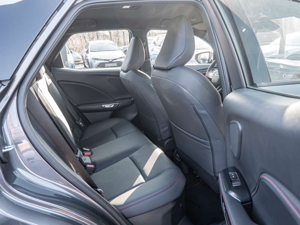 Fahrzeugansicht LEXUS LBX Elegant Black Edition - Bild 6