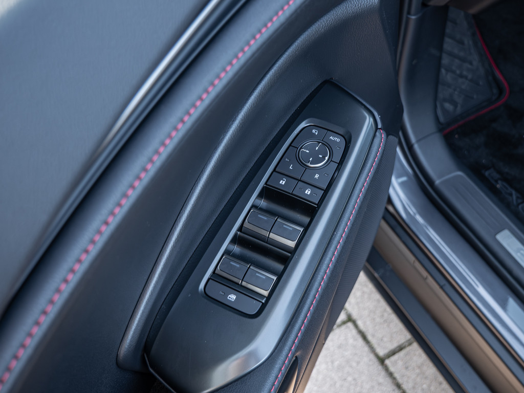 Fahrzeugansicht LEXUS LBX Elegant Black Edition - Bild 37