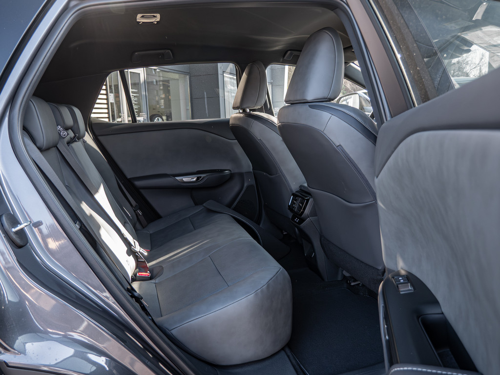 Fahrzeugansicht LEXUS RZ 500e DIRECT4 Executive - Bild 5