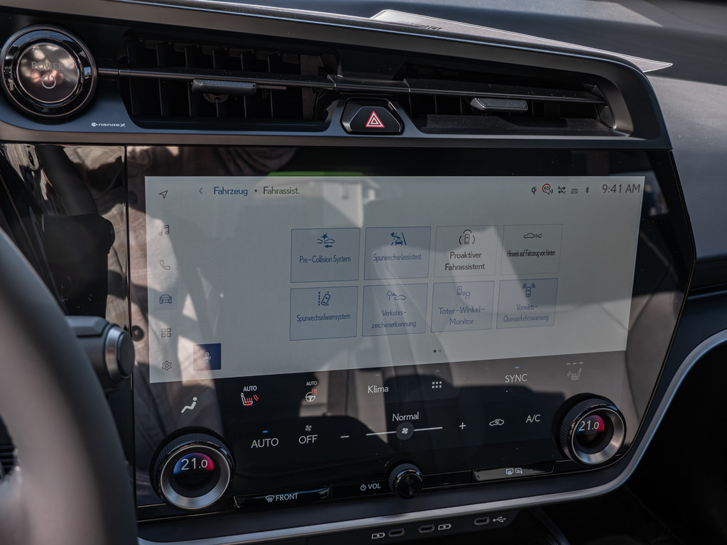 Fahrzeugansicht LEXUS RZ 500e DIRECT4 Executive - Bild 16