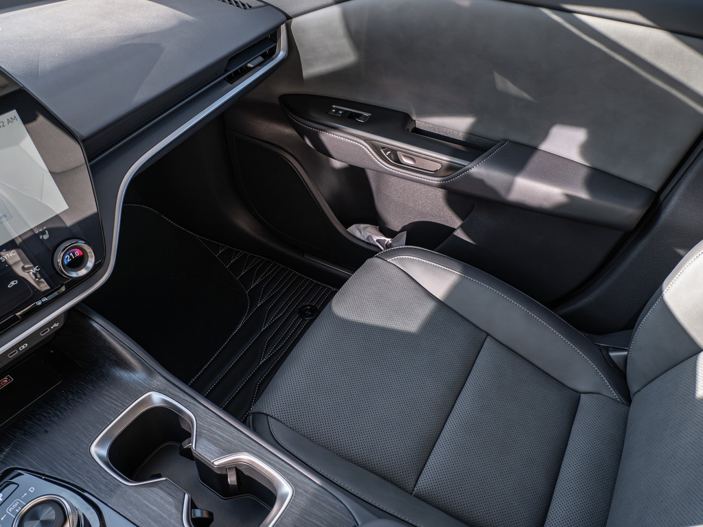 Fahrzeugansicht LEXUS RZ 500e DIRECT4 Executive - Bild 21