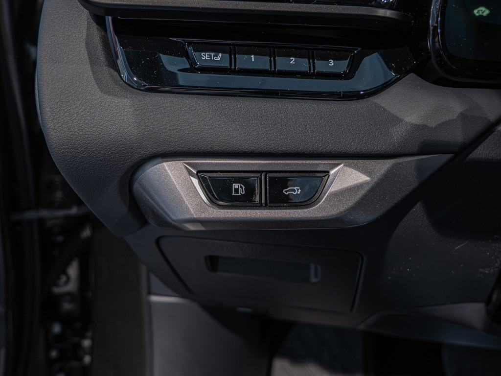 Fahrzeugansicht LEXUS RX 450h+ E-FOUR Executive Line - Bild 30