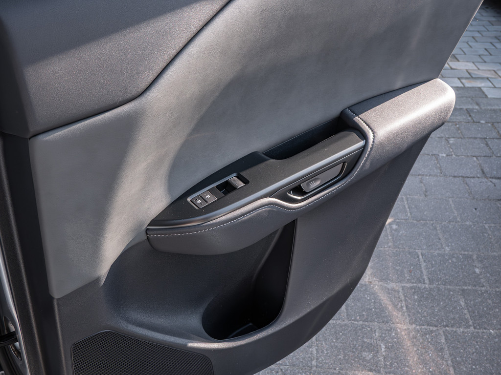 Fahrzeugansicht LEXUS RZ 500e DIRECT4 Executive - Bild 6