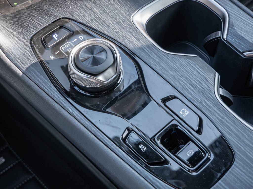 Fahrzeugansicht LEXUS RZ 500e DIRECT4 Executive - Bild 20