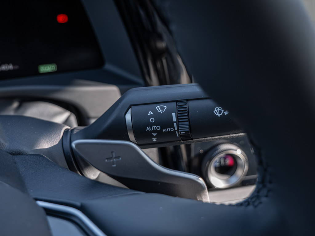 Fahrzeugansicht LEXUS RZ 500e DIRECT4 Executive - Bild 27