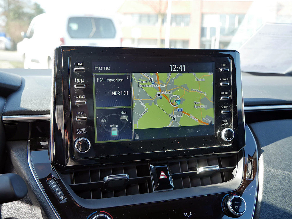 Fahrzeugansicht TOYOTA Corolla Hybrid Comfort - Bild 13