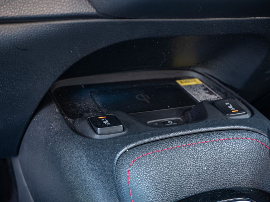 Fahrzeugansicht TOYOTA Corolla Touring Sports 2.0 Hybrid Lounge - Bild 19