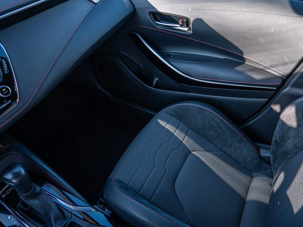 Fahrzeugansicht TOYOTA Corolla Touring Sports 2.0 Hybrid Lounge - Bild 22