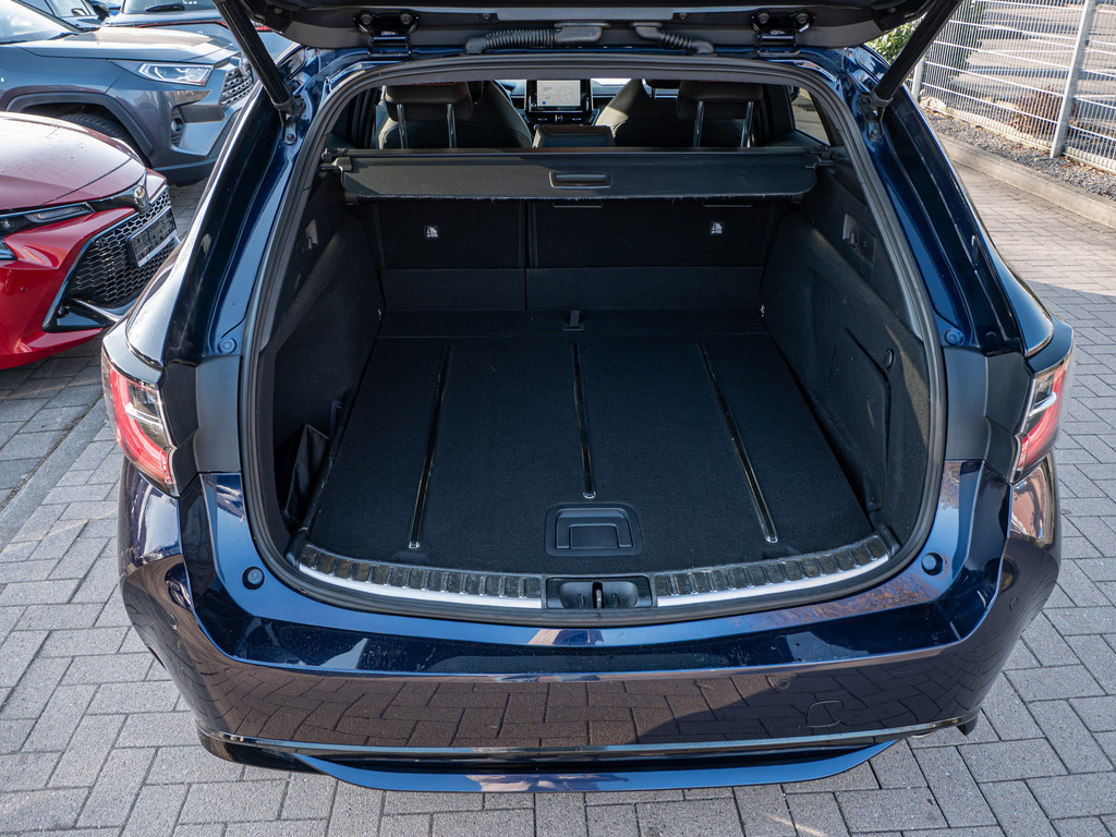 Fahrzeugansicht TOYOTA Corolla Touring Sports 2.0 Hybrid Lounge - Bild 11