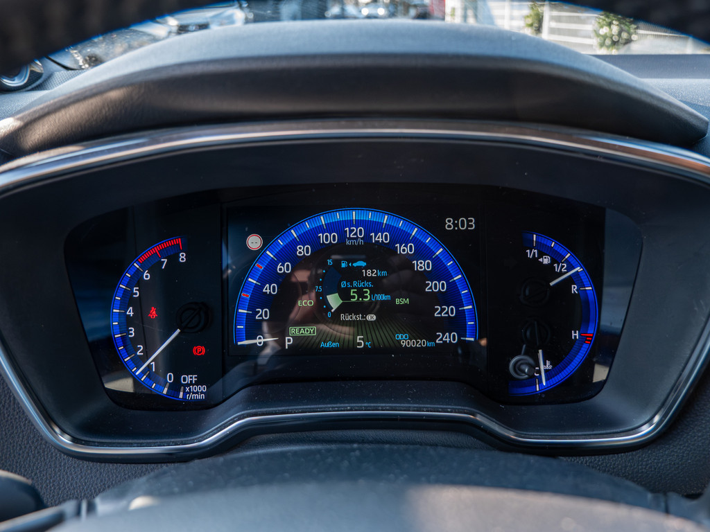 Fahrzeugansicht TOYOTA Corolla Touring Sports 2.0 Hybrid Lounge - Bild 25