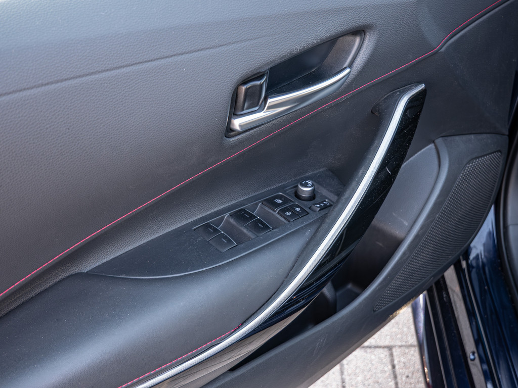 Fahrzeugansicht TOYOTA Corolla Touring Sports 2.0 Hybrid Lounge - Bild 37