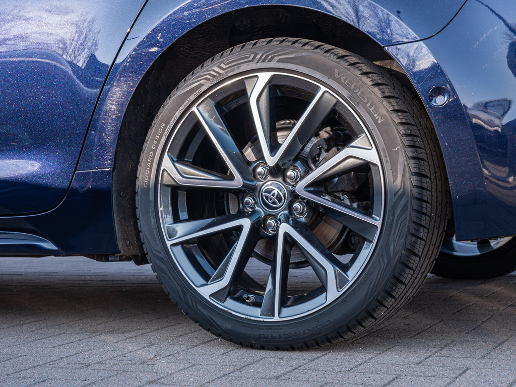 Fahrzeugansicht TOYOTA Corolla Touring Sports 2.0 Hybrid Lounge - Bild 43