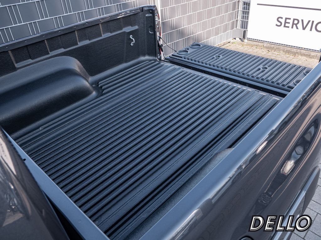 Fahrzeugansicht TOYOTA Hilux 2.8 D4-D Double Cab Invincible 4x4 - Bild 10