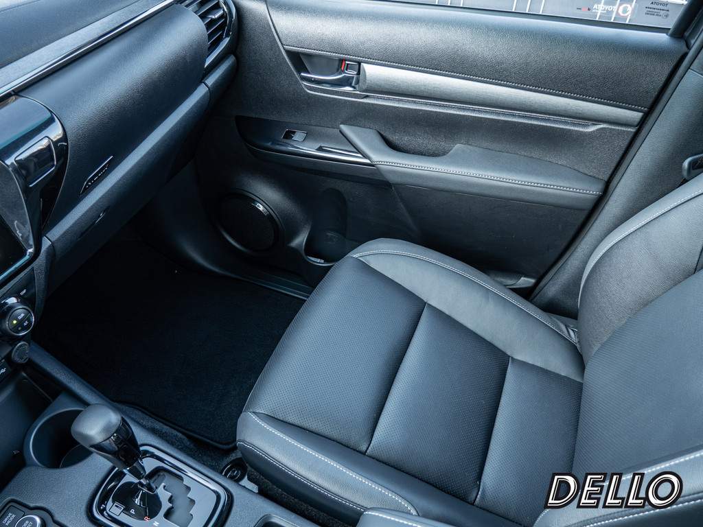 Fahrzeugansicht TOYOTA Hilux 2.8 D4-D Double Cab Invincible 4x4 - Bild 24