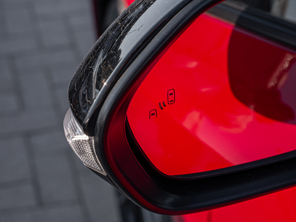 Fahrzeugansicht TOYOTA Corolla Touring Sports 2.0 Hybrid GR Sport - Bild 4