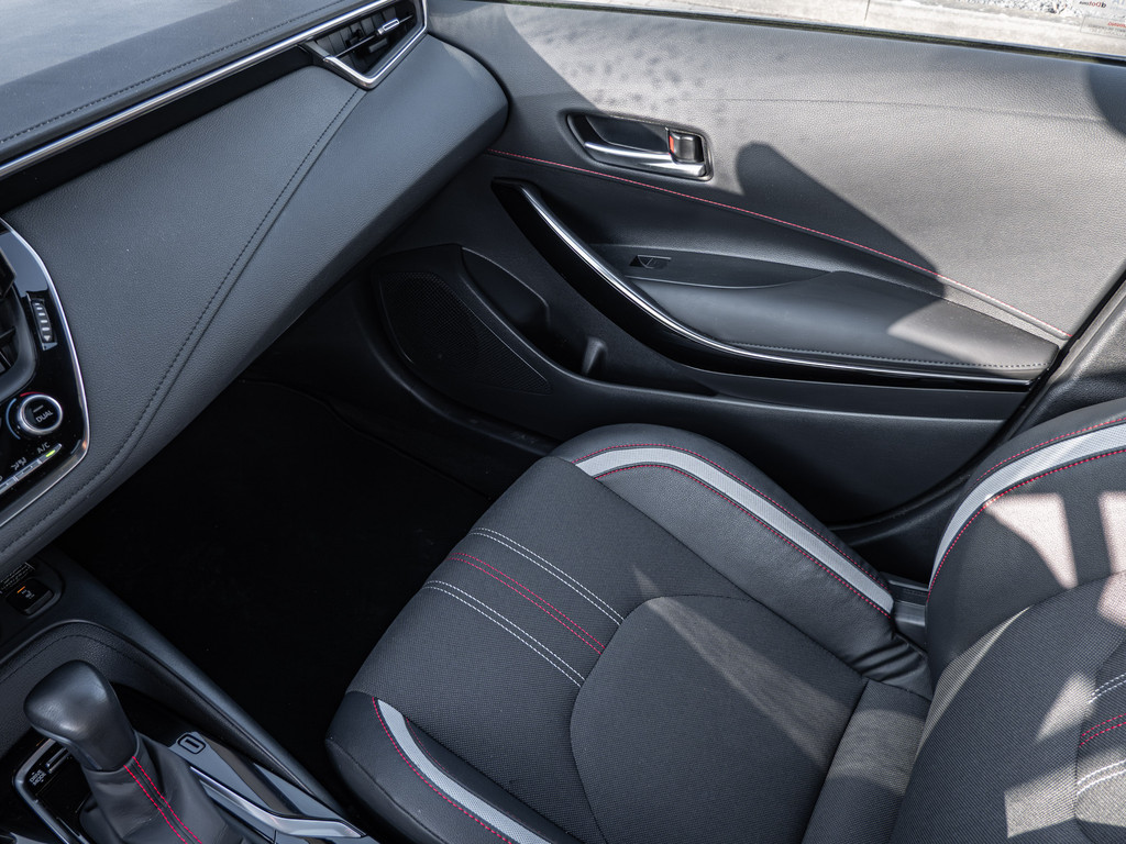 Fahrzeugansicht TOYOTA Corolla Touring Sports 2.0 Hybrid GR Sport - Bild 19