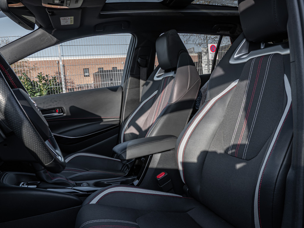 Fahrzeugansicht TOYOTA Corolla Touring Sports 2.0 Hybrid GR Sport - Bild 33