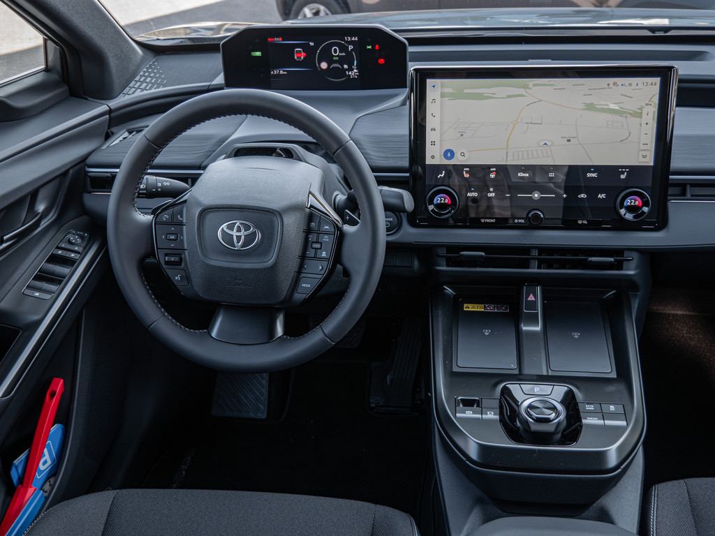 Fahrzeugansicht TOYOTA C-HR+ 165 kW Teamplayer - Bild 9