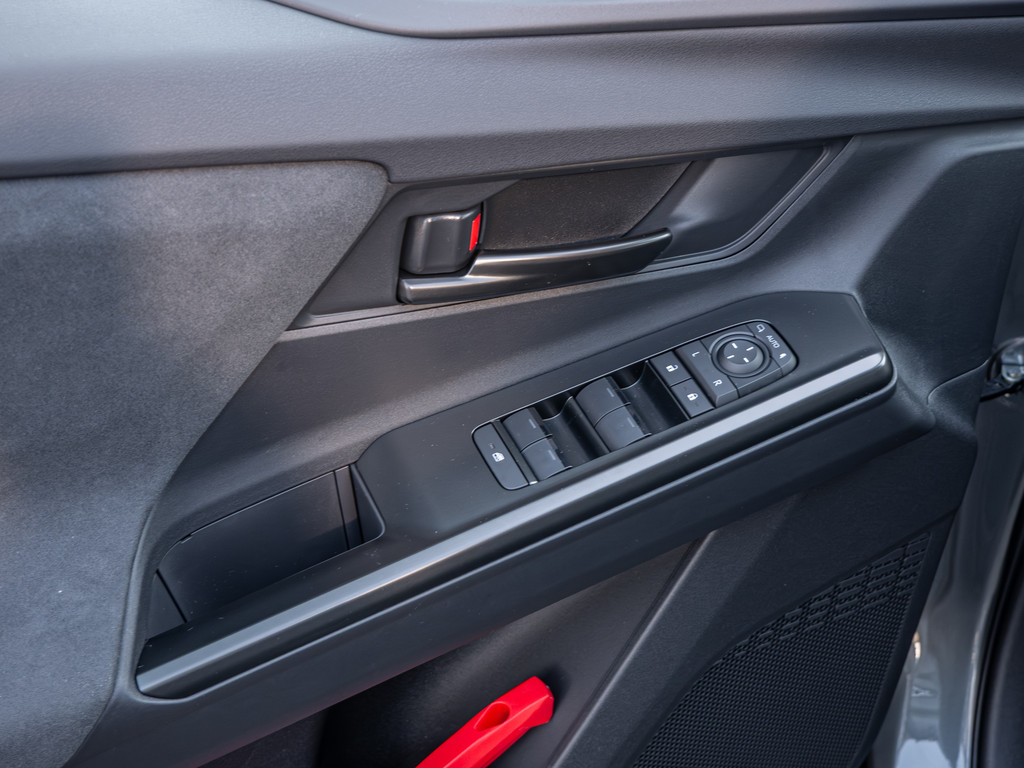 Fahrzeugansicht TOYOTA C-HR+ 165 kW Teamplayer - Bild 33